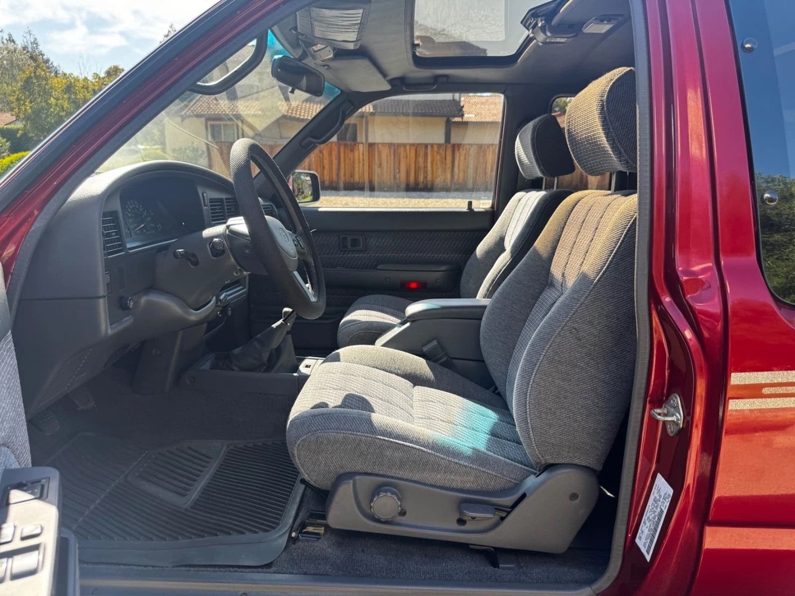 1993 Toyota Pickup Extra Cab SR5 4x4, view