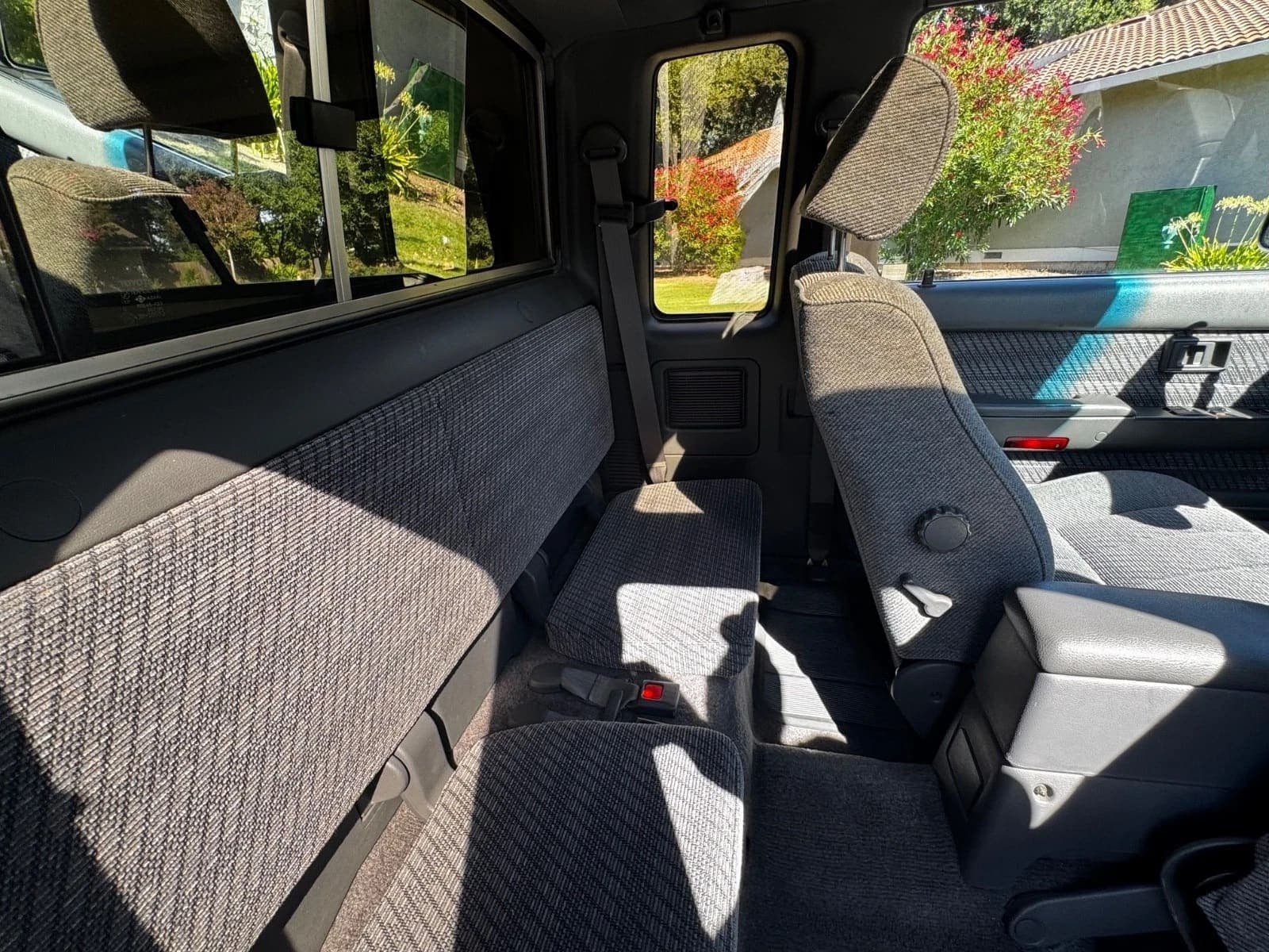 1993 Toyota Pickup Extra Cab SR5 4x4, view