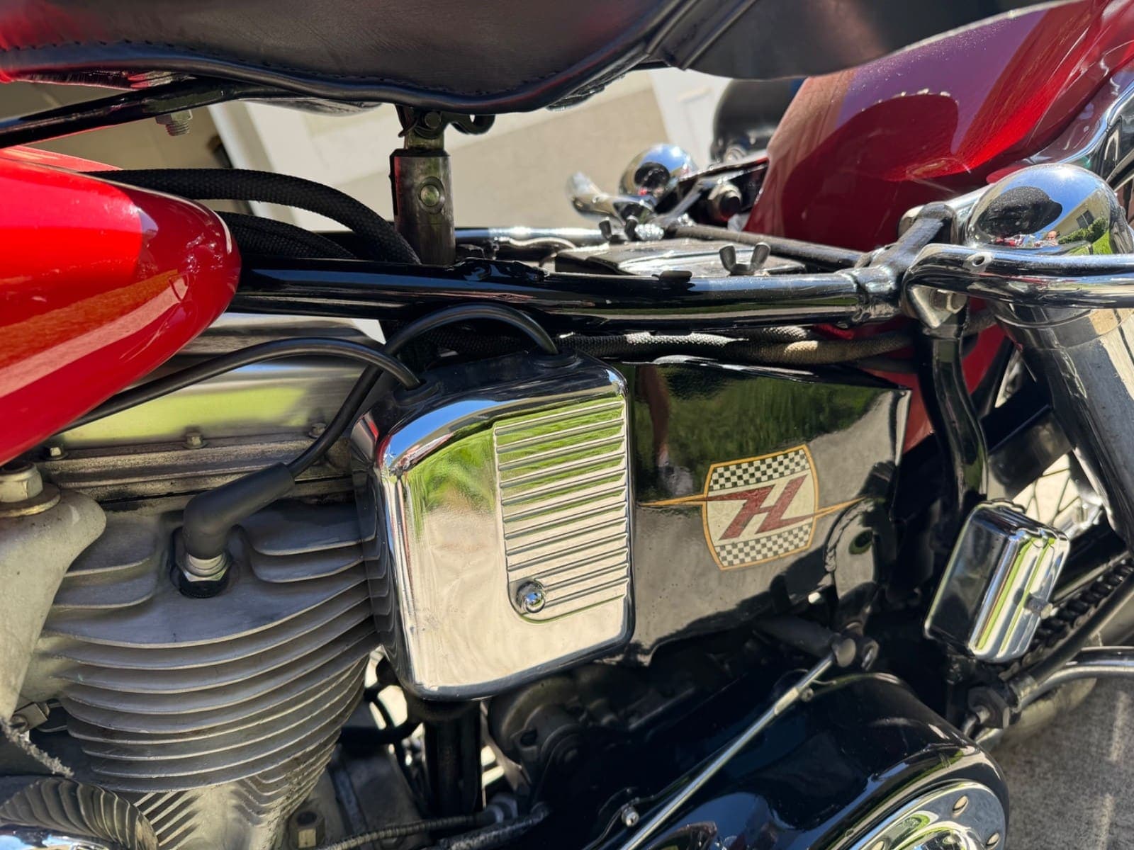 1962 Harley-Davidson FLH Duo-Glide 1200, view