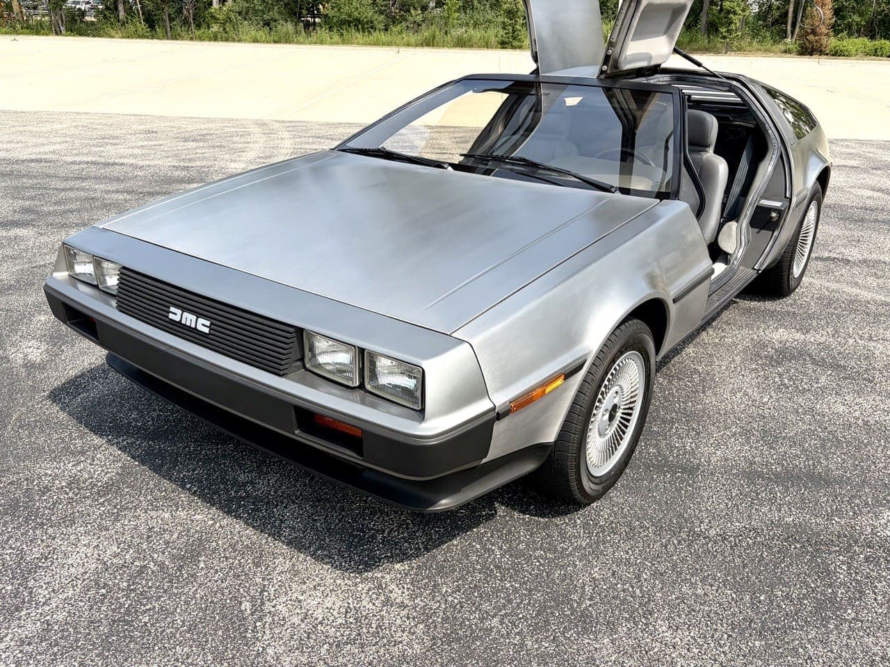 1981 DeLorean DMC-12, view