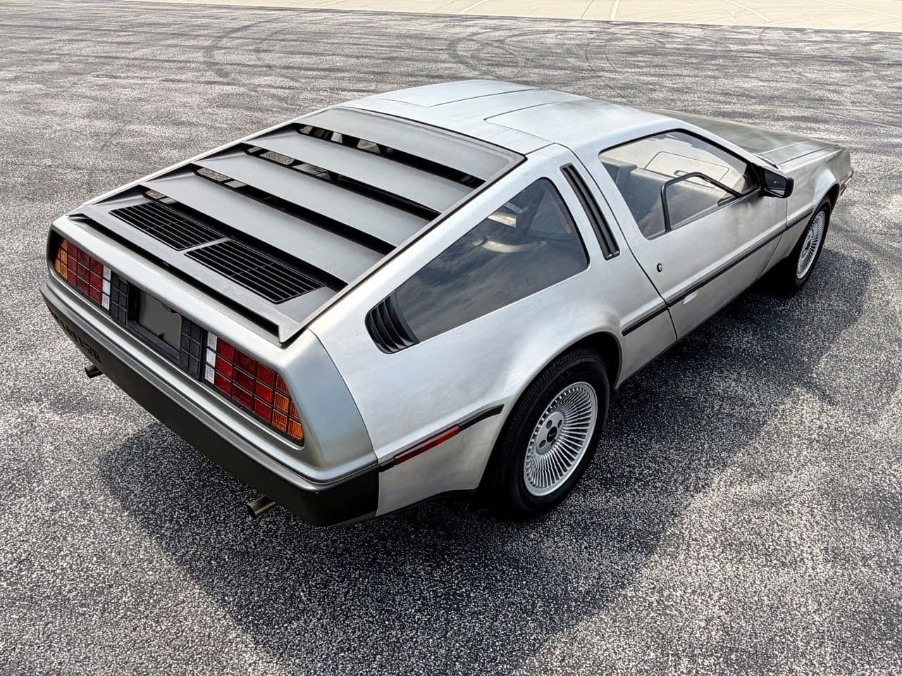 1981 DeLorean DMC-12, view