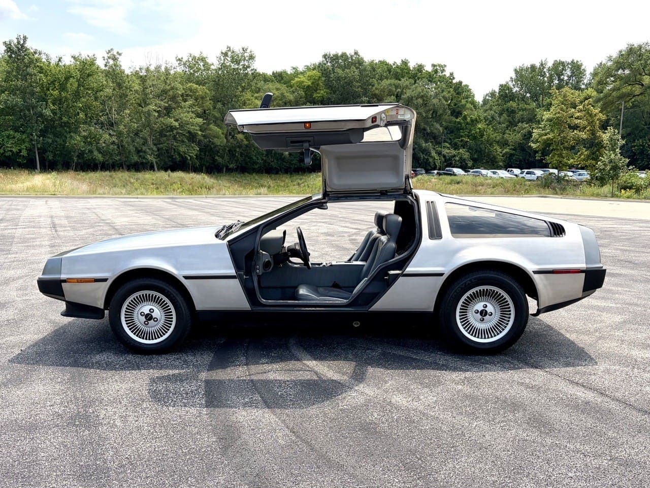 1981 DeLorean DMC-12, view