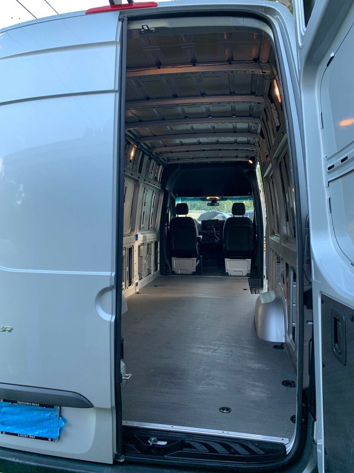 2019 Mercedes-Benz Sprinter 3500 Van, view