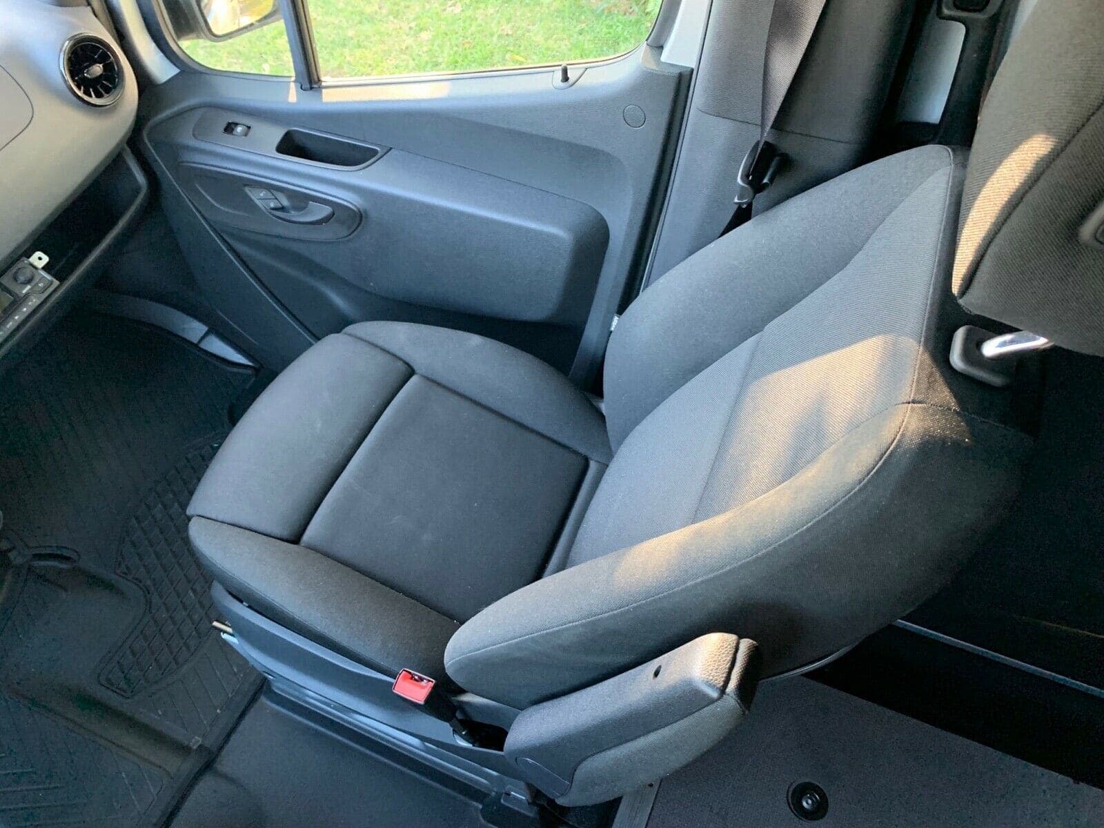 2019 Mercedes-Benz Sprinter 3500 Van, view