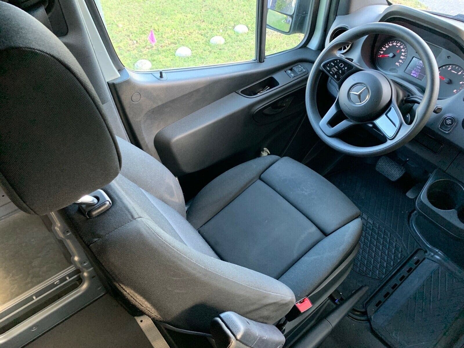 2019 Mercedes-Benz Sprinter 3500 Van, view