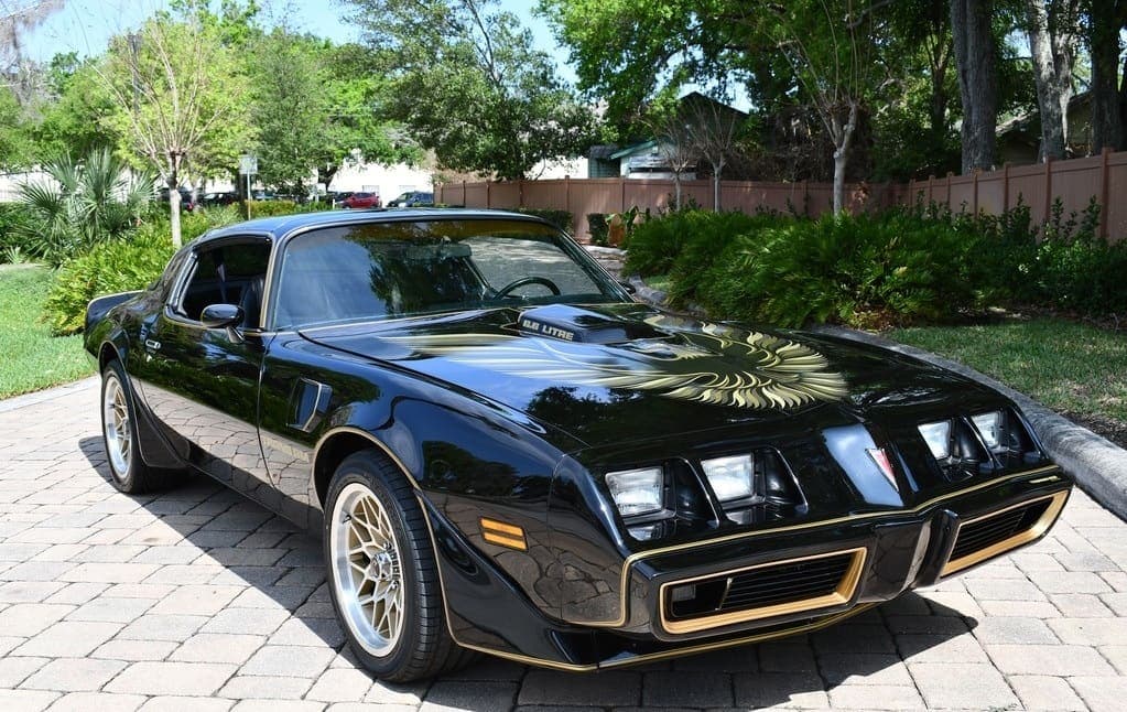1979 Pontiac Trans Am Y84  “Bandit” exterior