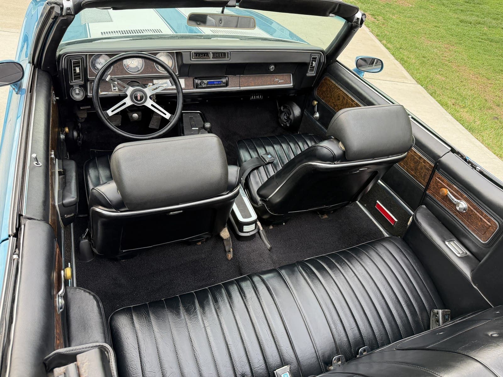 1971 Oldsmobile Cutlass  442, view