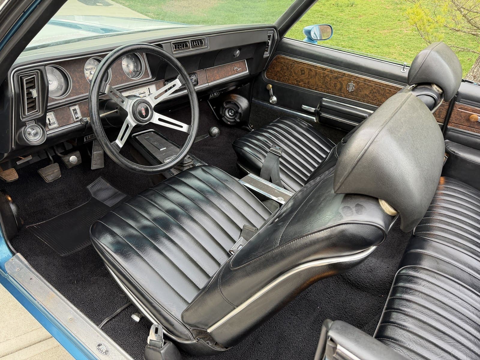 1971 Oldsmobile Cutlass  442, view