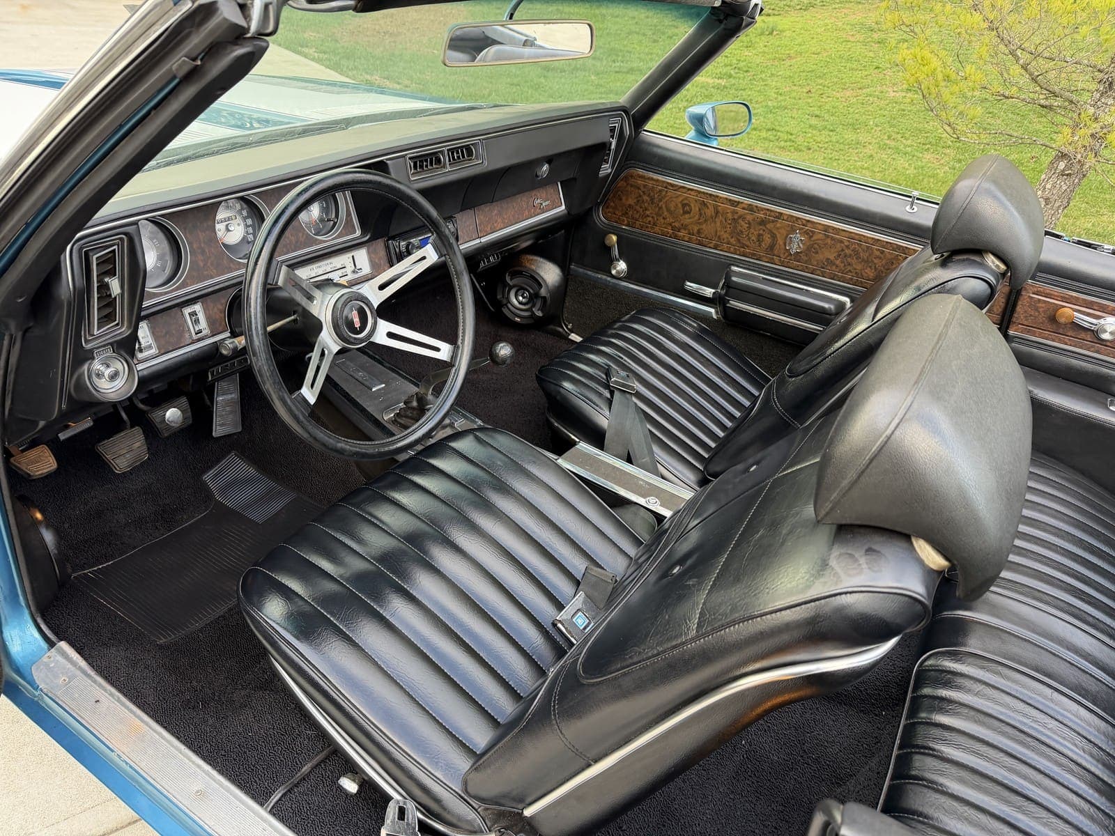 1971 Oldsmobile Cutlass  442, view