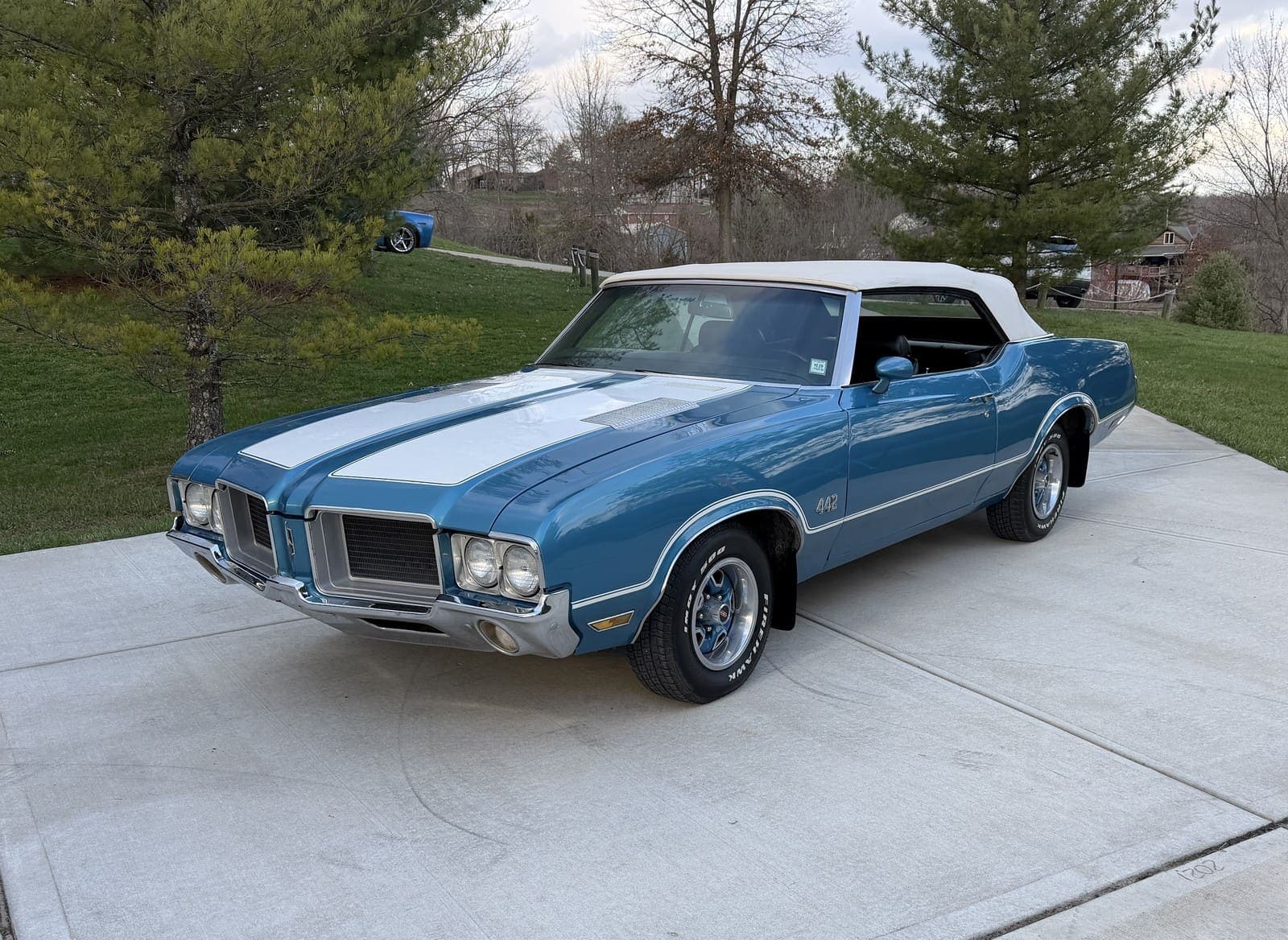 1971 Oldsmobile Cutlass  442, view