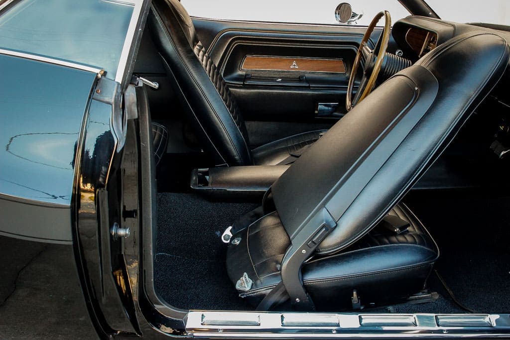 1970 Dodge Challenger R/T Hemi, view