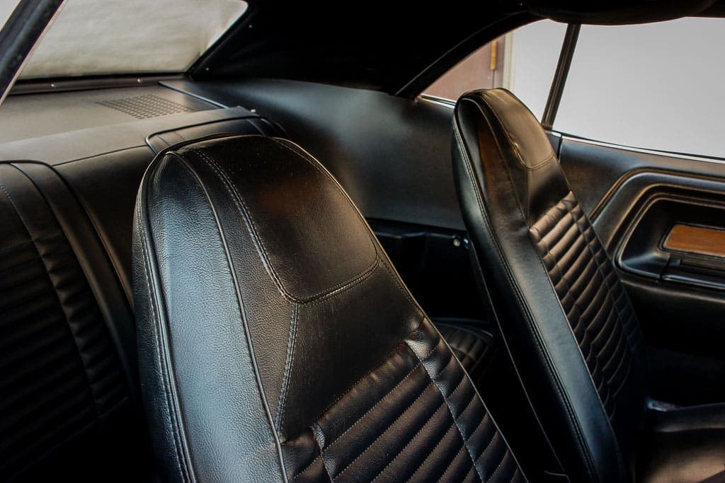 1970 Dodge Challenger R/T Hemi, view