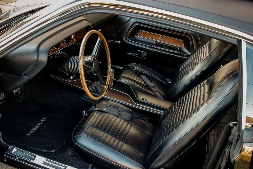 1970 Dodge Challenger R/T Hemi, view