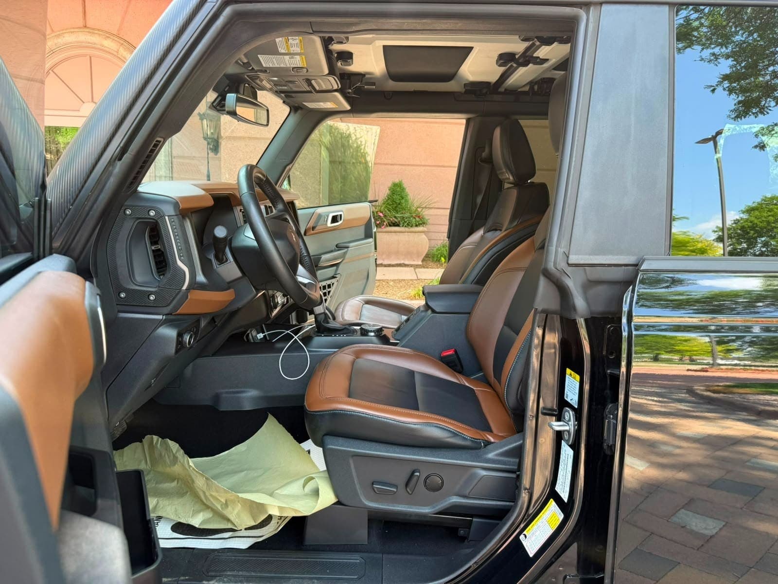 2024 Ford Bronco Outer Banks, view