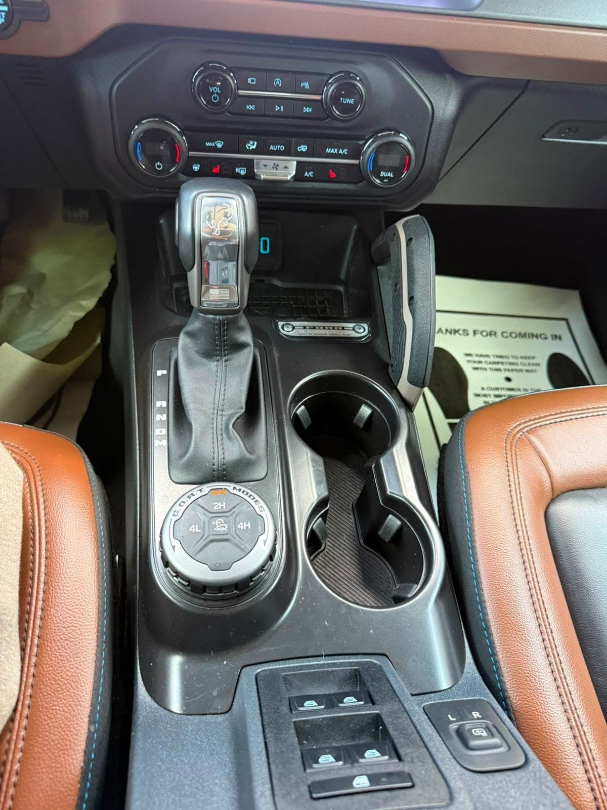2024 Ford Bronco Outer Banks, view