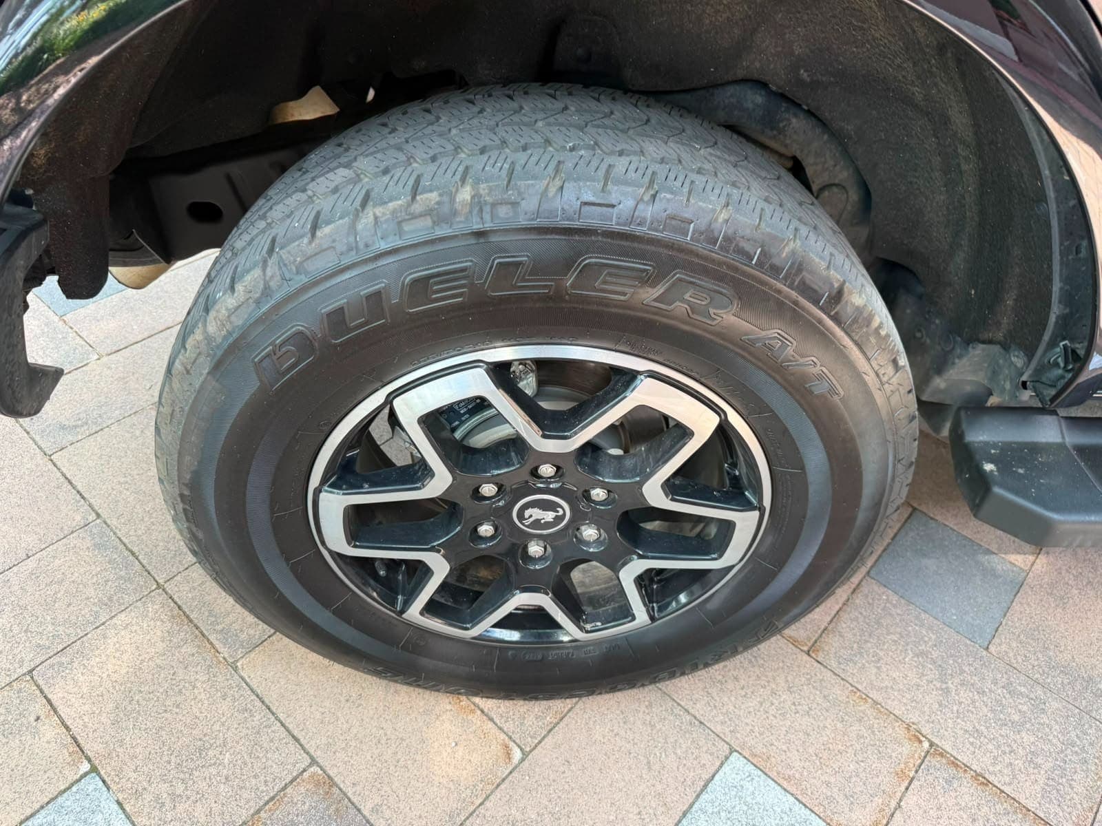 2024 Ford Bronco Outer Banks, view