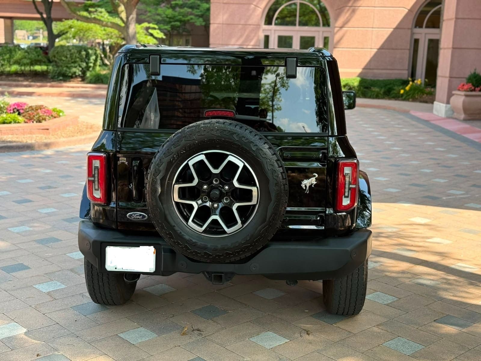 2024 Ford Bronco Outer Banks, view
