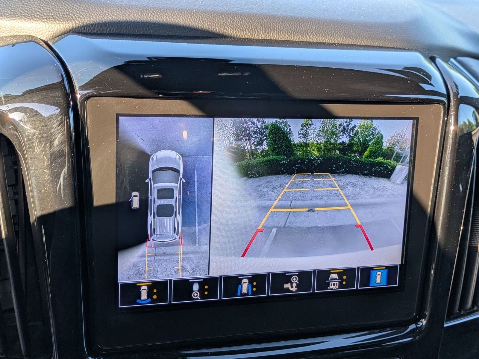 2023 Chevrolet Traverse RS, view