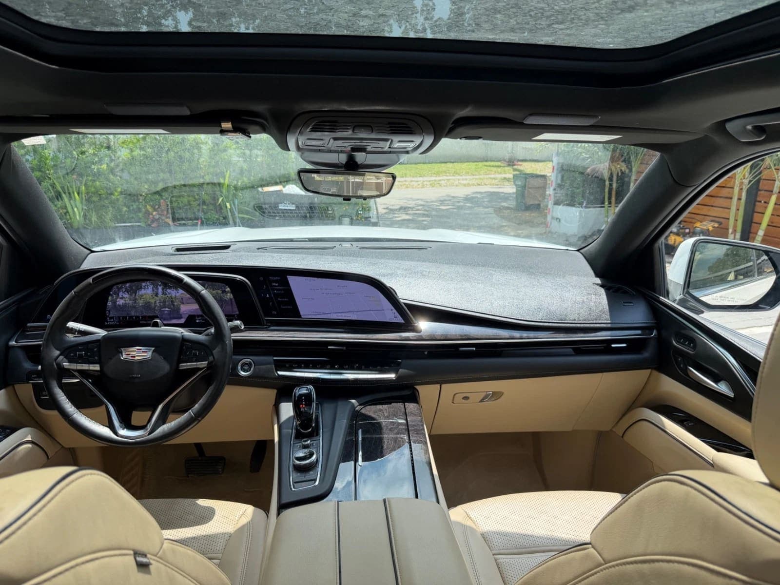 2023 Cadillac Escalade Premium Luxury, view