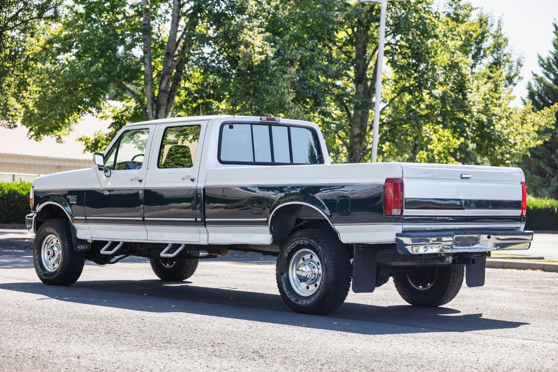 1995 Ford F-350 XLT, view