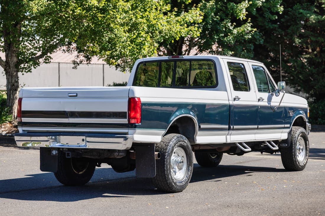 1995 Ford F-350 XLT, view