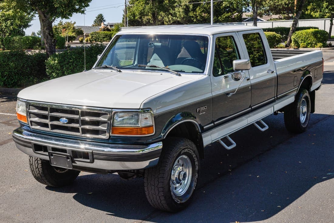 1995 Ford F-350 XLT, view