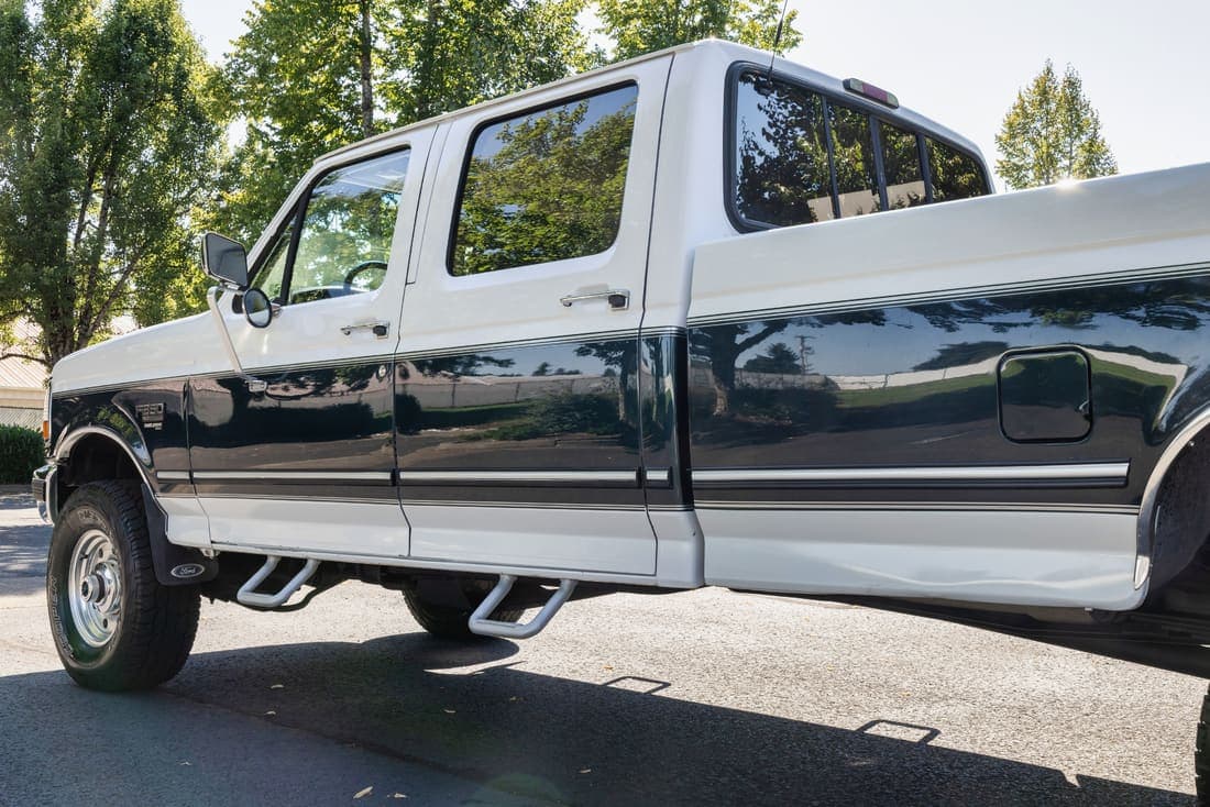 1995 Ford F-350 XLT, view