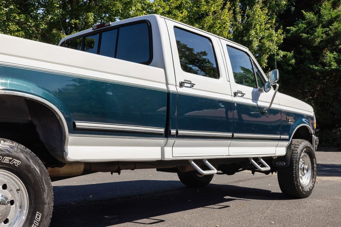 1995 Ford F-350 XLT, view