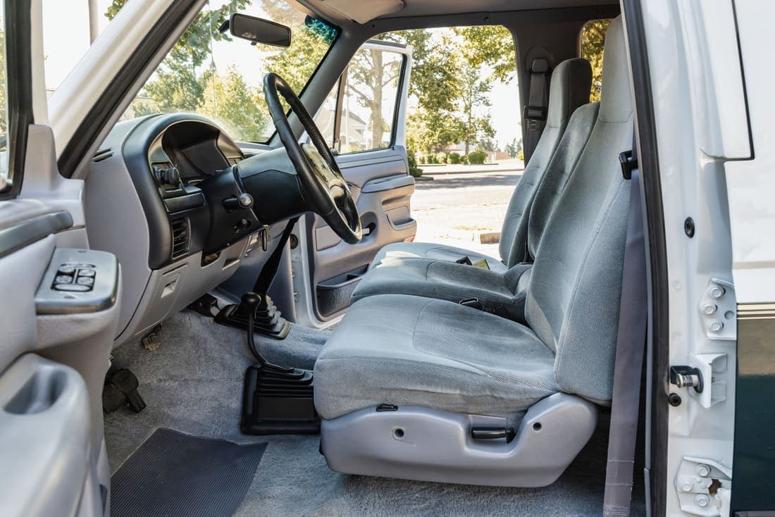 1995 Ford F-350 XLT, view