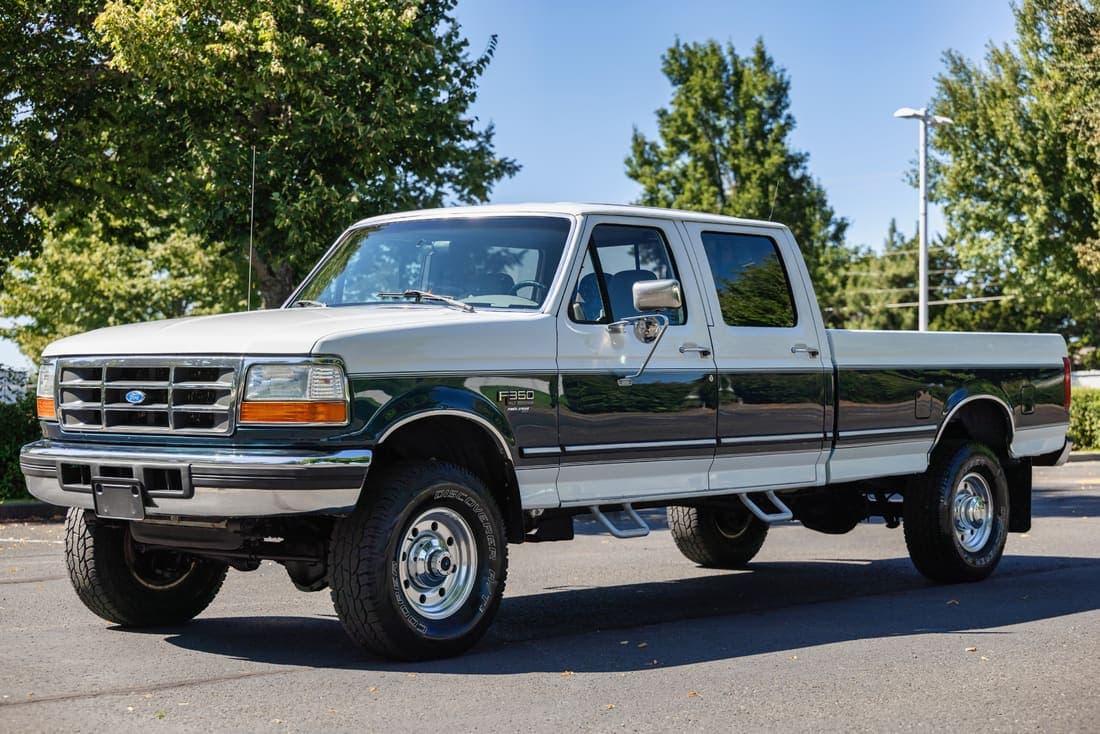 1995 Ford F-350 XLT, view